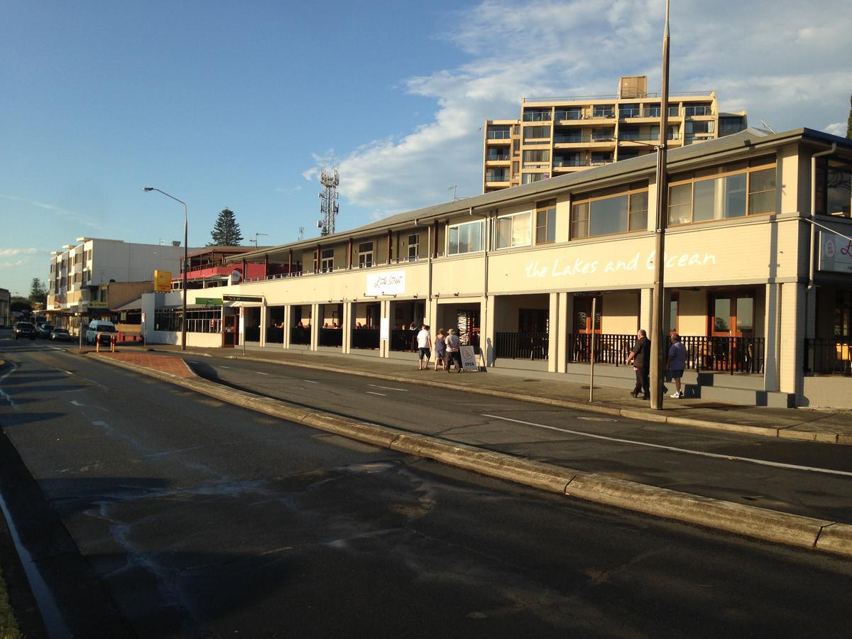 Lakes And Ocean Hotel Forster Exterior foto