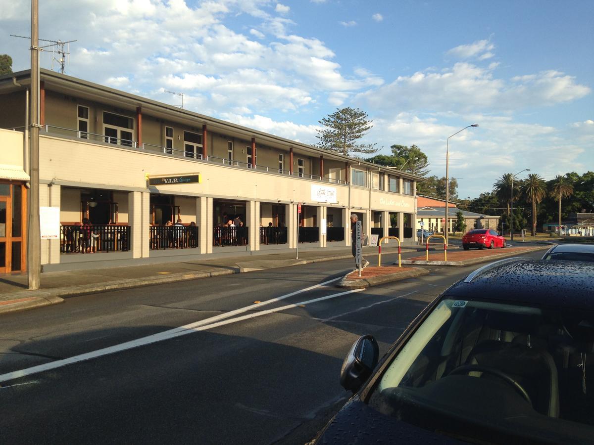 Lakes And Ocean Hotel Forster Exterior foto