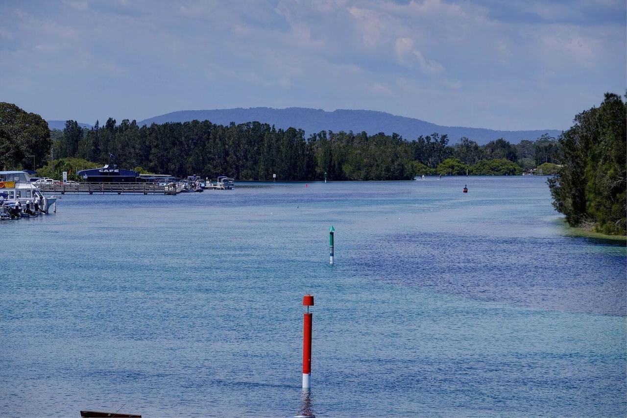 Lakes And Ocean Hotel Forster Exterior foto